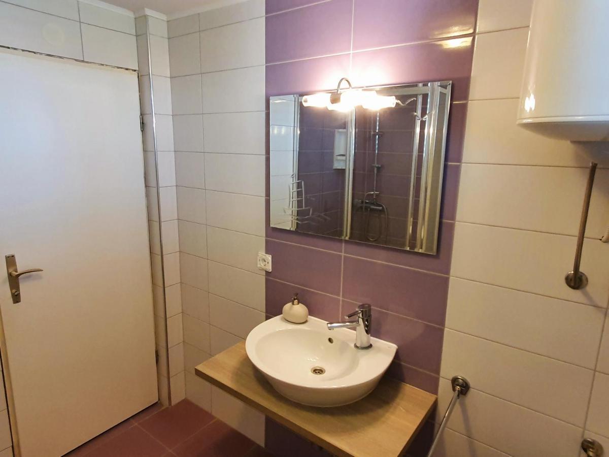 Apartments Kiwi Rovinj Bagian luar foto