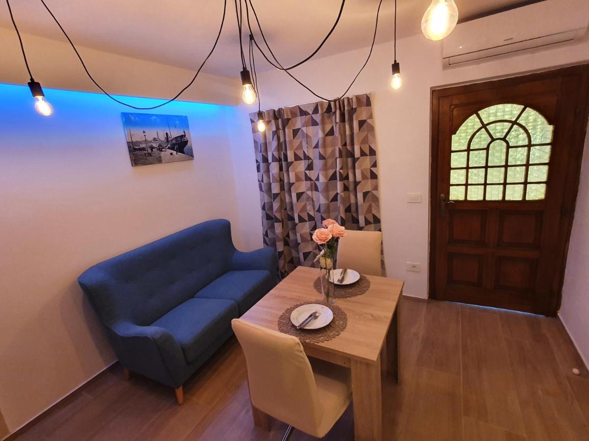 Apartments Kiwi Rovinj Bagian luar foto